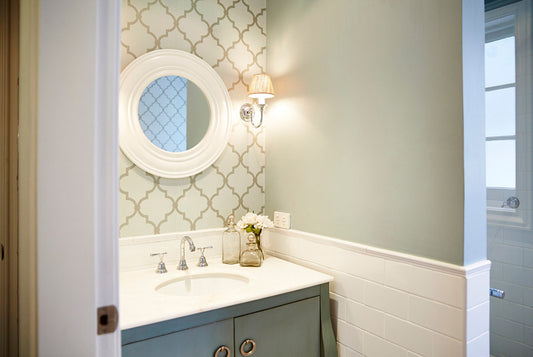 hamptons style powder room